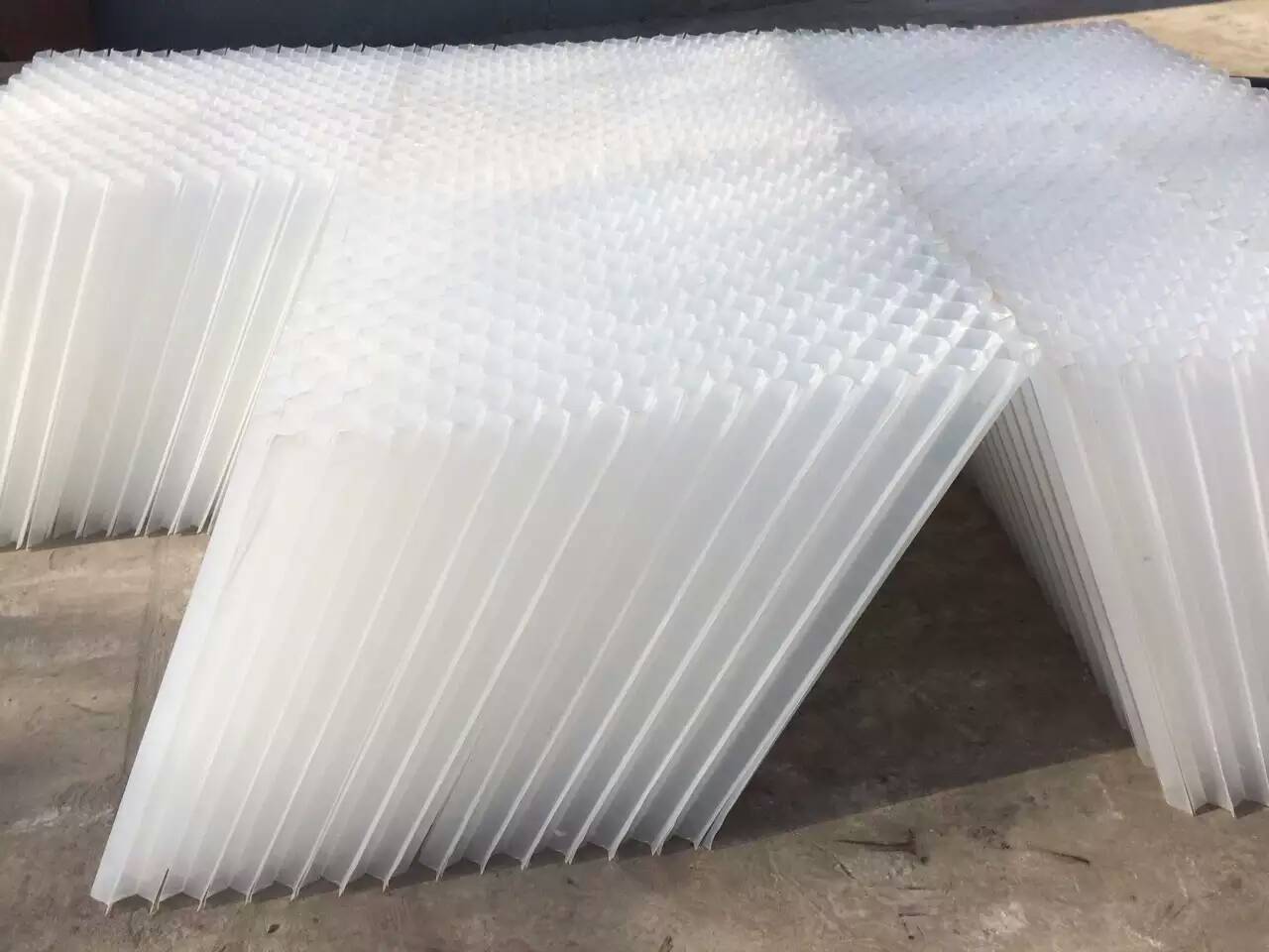 斜管填料和斜板填料怎么區(qū)分?